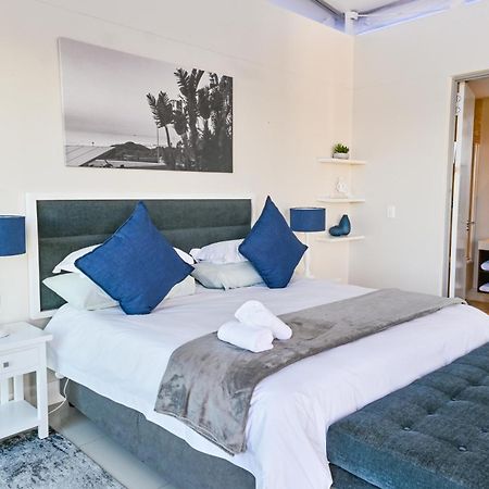 Gnd Properties Luxury Holiday Home 포트엘리자베스 외부 사진