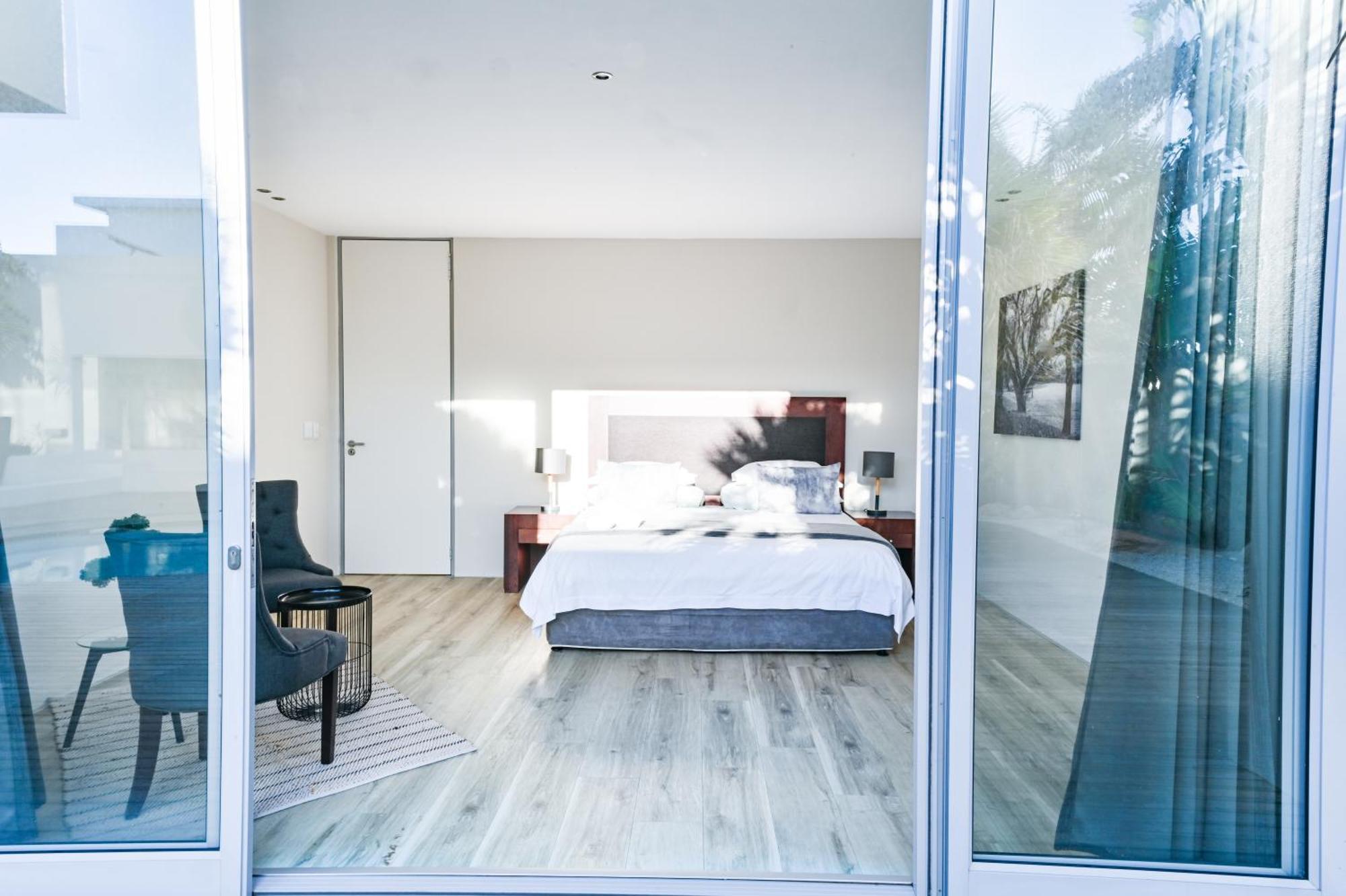 Gnd Properties Luxury Holiday Home 포트엘리자베스 외부 사진